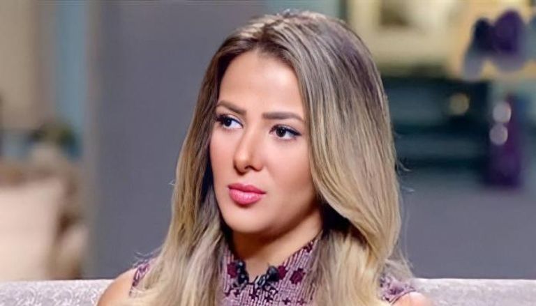 هالة فاخر: الوحيدة القادرة من الجيل الحالي على تقديم الفوازير دنيا سمير غانم